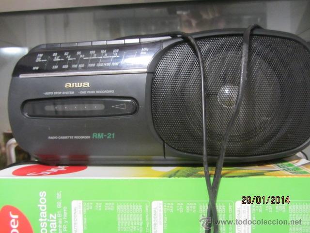 Radios antiguas: antiguo radiocasette aiwa - Foto 2