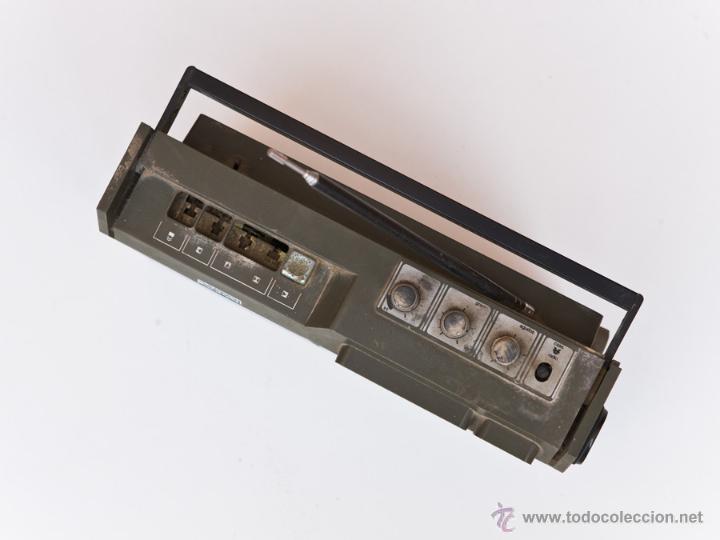 Radios antiguas: RADIO CASSETTE VANGUARD DAKTARI NO FUNCIONA - Foto 2