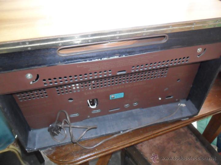 Radios antiguas: RADIO - TOCADISCOS A&Ntilde;OS 50 - 60 DE LA CASA SABA - Foto 13