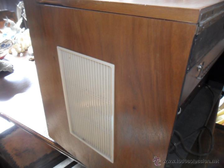 Radios antiguas: RADIO - TOCADISCOS A&Ntilde;OS 50 - 60 DE LA CASA SABA - Foto 14