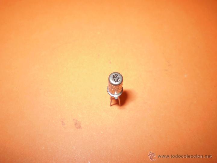 Radios antiguas: TRANSISTOR DE GERMANIO AF121 NUEVO. - Foto 1