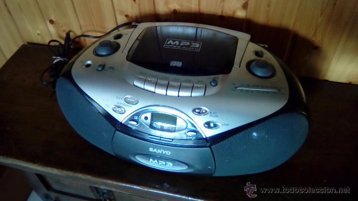 Radios antiguas: RADIO CASETTE CON CD - Foto 1