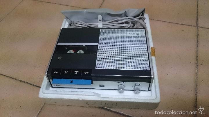 Radios antiguas: Dictafono PHILIPS 0086. - Foto 2