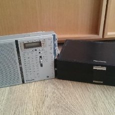 Radios antiguas: ANTIGUA RADIO PORTATIL CON CAJA ORIGINAL E INSTRUCCIONES.. Lote 55858660