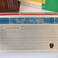 Radios antiguas: TRANSISTOR PHILIPS MODELO PHILITINA SW2 STANDARD. Lote 359912305