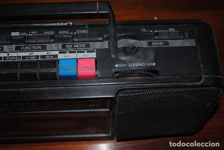 Radios antiguas: Radio Cassette COMTECH AM/FM stereo double cassette recorder. - Foto 3