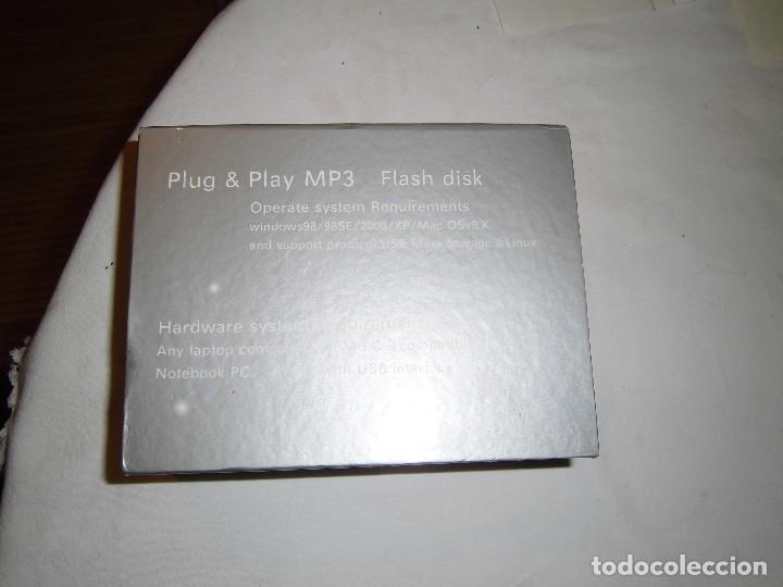 Radios antiguas: mp3 plug & play flash disk de heinenken - Foto 3