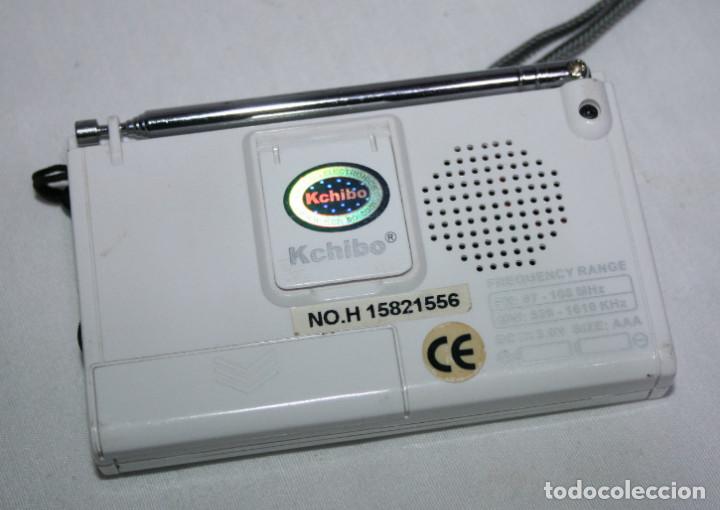 Radios antiguas: RADIO DIGITAL PEQUE&Ntilde;A KCHIBO KK-821, FUNCIONANDO - Foto 3