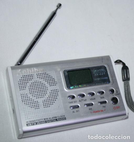 Radios antiguas: RADIO DIGITAL PEQUE&Ntilde;A KCHIBO KK-821, FUNCIONANDO - Foto 4