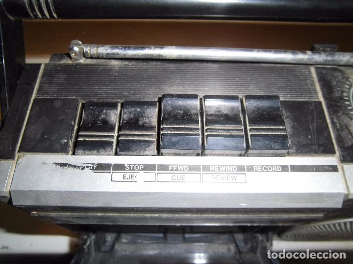 POSTE RADIO CASSETTE PHILIPS D 71/2 BANDES FM/AM PILES