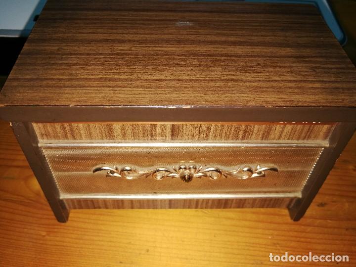 Radios antiguas: CROWN Radio Transistor-HUCHA de la d&eacute;cada de 1960 - Foto 2