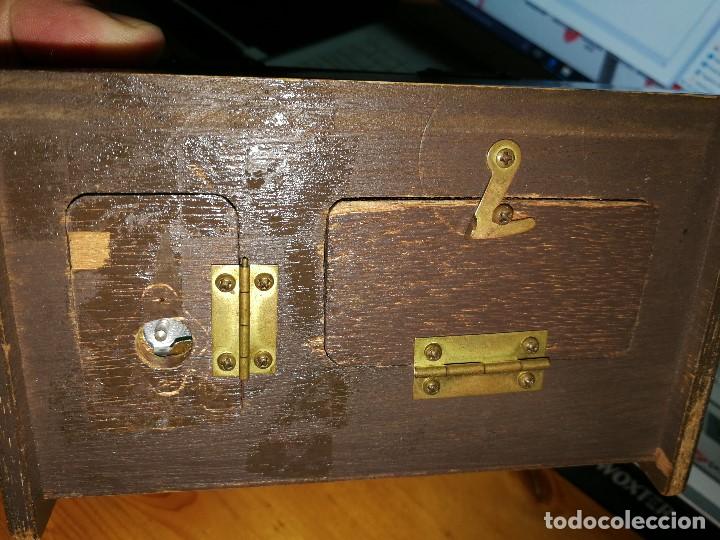 Radios antiguas: CROWN Radio Transistor-HUCHA de la d&eacute;cada de 1960 - Foto 7