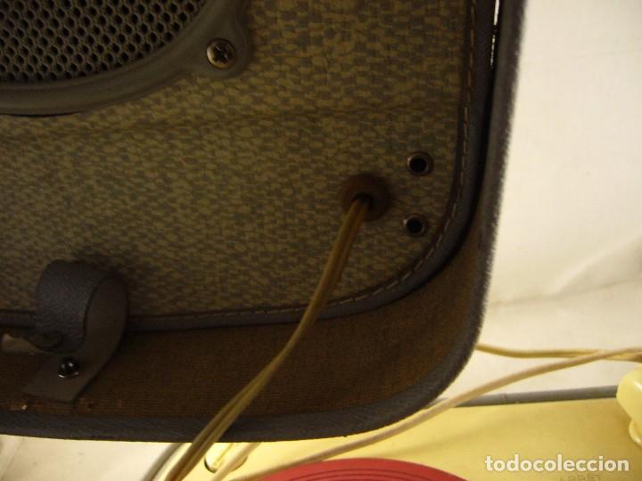 Radios antiguas: Tocadiscos teppaz lyon oscar La funda es el altavoz, Sin Probar - Foto 6