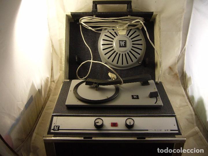 Radios antiguas: Magnetofono Marca PE modelo musical 251 Sin Probar - Foto 7