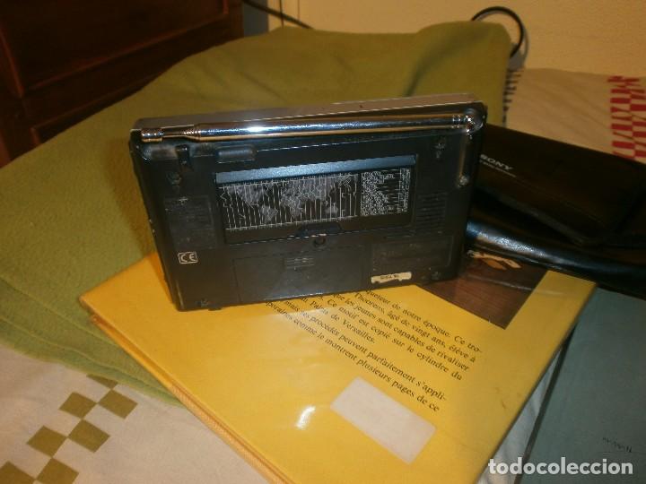 Radios antiguas: RADIO TRANSISTOR SONY ICF-SW 7600GR MULTIBANDAS CON FUNDA ORIGINAL - FUNCIONANDO - Foto 4