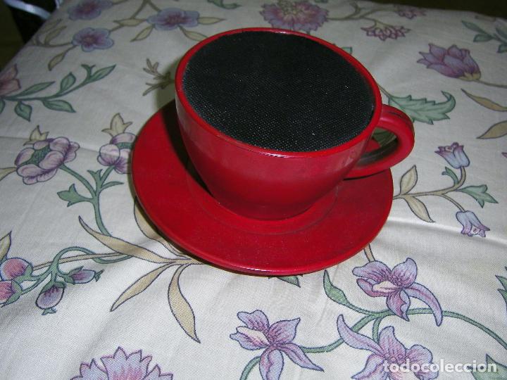 Radios antiguas: TRANSISTOR EN FORMA DE TAZA DE CAFE -A&Ntilde;O 1960 FUNCIONANDO - Foto 2
