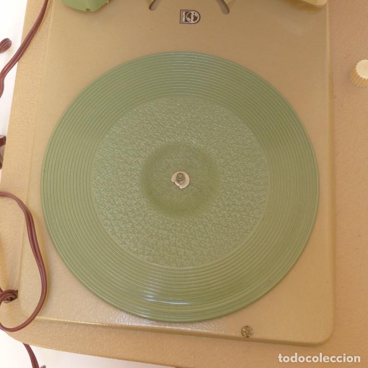 Radios antiguas: Tocadiscos Philips 1955 - 1959 - Foto 3