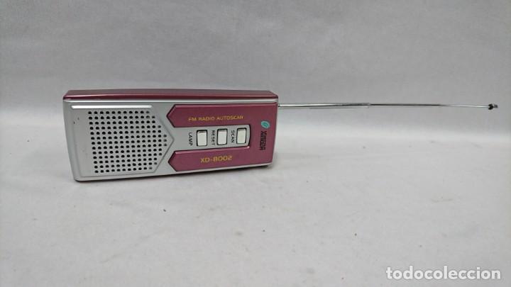 Radios antiguas: RADIO TRANSISTOR XINEDA FORMA DE TEL&Eacute;FONO - Foto 2