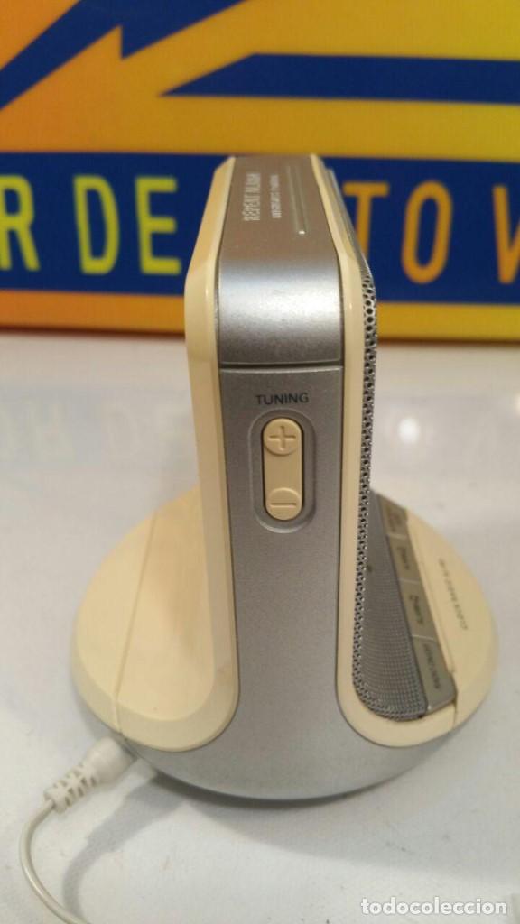 Radios antiguas: RADIO DESPERTADOR PHILIPS CLOCK AJ100 - FUNCIONANDO - Foto 4