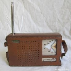 Radios antiguas: RADIO TRANSISTOR USHA DE LUXE FUNCIONANDO