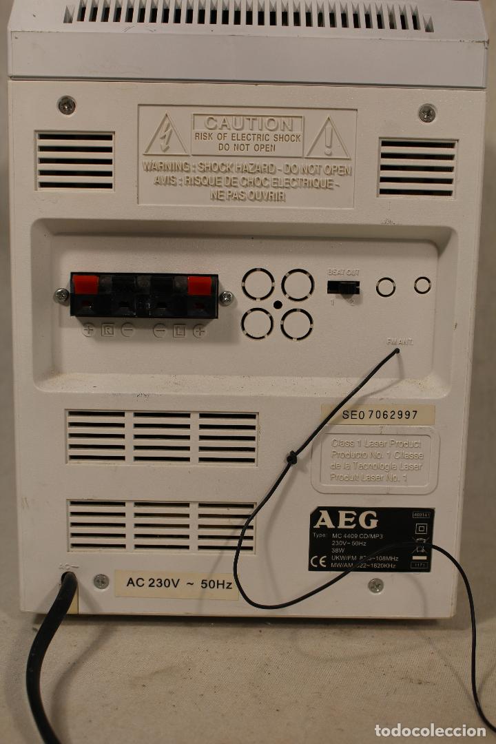 Radios antiguas: AEG MC 4409 CD/MP3 microcadena sin altavoces - Foto 4