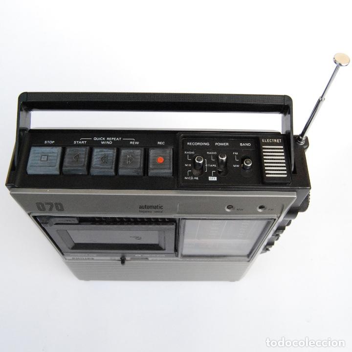 Radios antiguas: RADIO CASETTE PHILIPS 070 RADIORECORDER - Foto 2