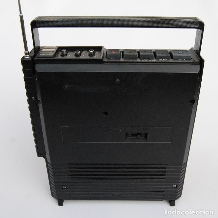 Radios antiguas: RADIO CASETTE PHILIPS 070 RADIORECORDER - Foto 6