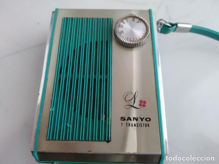 Radios antiguas: ANTIGUA RADIO  TRANSISTOR  DE SANYO 7 - Foto 1
