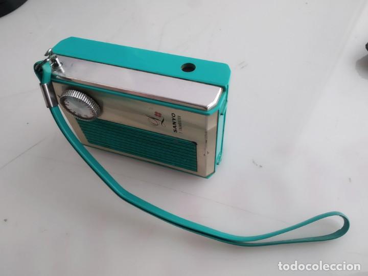 Radios antiguas: ANTIGUA RADIO  TRANSISTOR  DE SANYO 7 - Foto 3