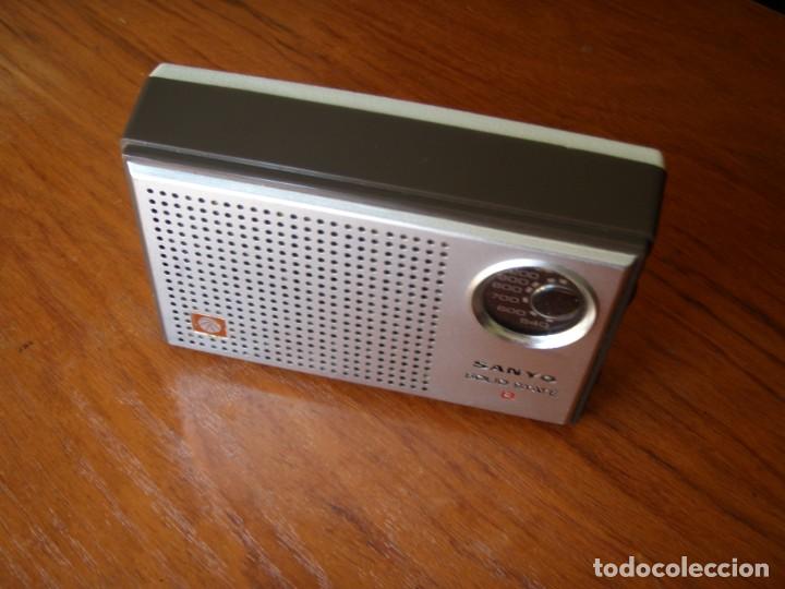 Radios antiguas: RADIO SANYO SOLID STATE 8 - Foto 2