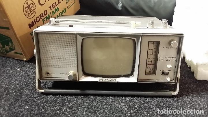 Radio Tv Crown Japonesa Vintage En Su Caja Orig Sold Through Direct Sale