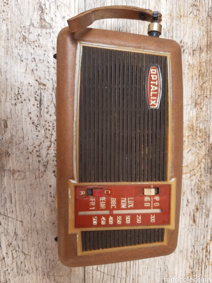 Radios antiguas: Antigua radio transistor OPTALIX (FUNCIONA) - Foto 1