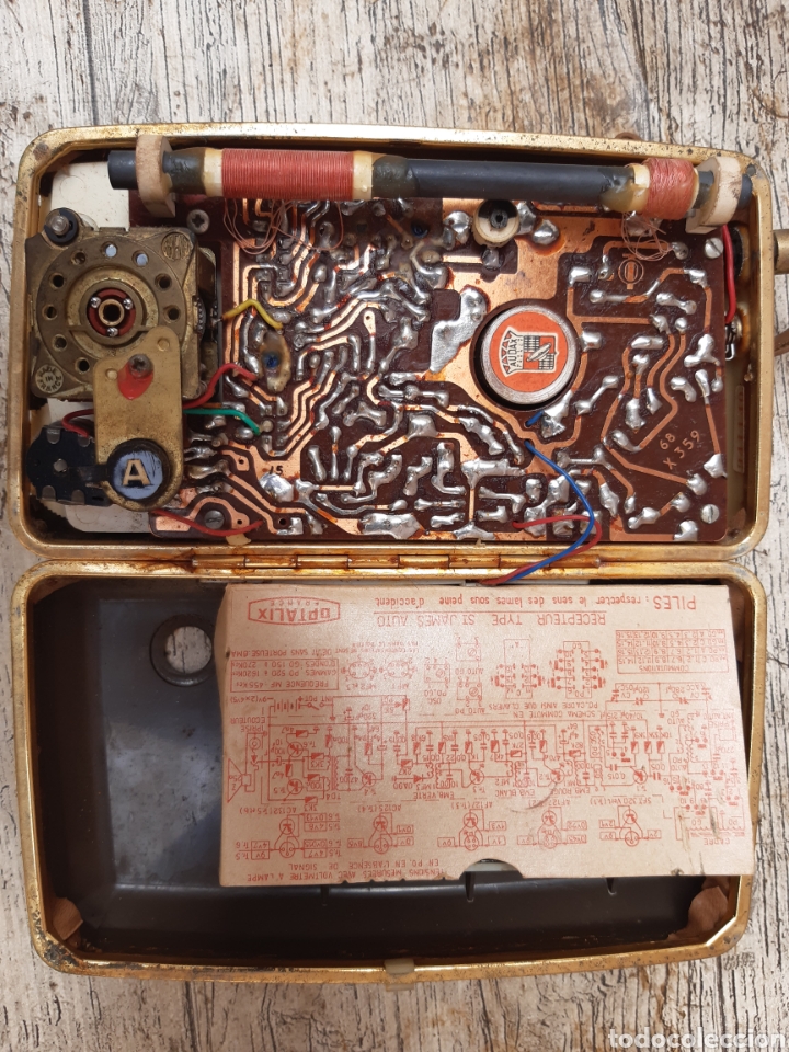Radios antiguas: Antigua radio transistor OPTALIX (FUNCIONA) - Foto 3