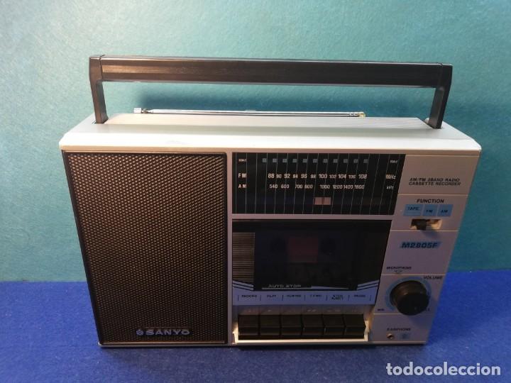 Radios antiguas: Radio Cassette Sanyo M2805F FUNCIONANDO - Foto 4