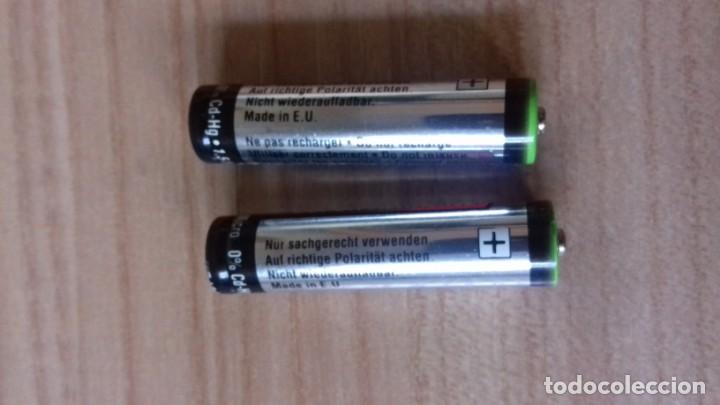 Radios antiguas: Peque&ntilde;a radio de bolsillo con linterna - Foto 10