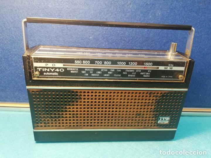 Radios antiguas: RADIO TRANSISTOR MARCA ITT TRES BANDAS MODELO TINY 40 FUNCIONA - Foto 2