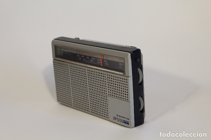 Radios antiguas: radio transistor sanyo rp5135 - Foto 2