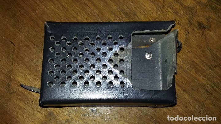 Radios antiguas: Radio INTER E128. Conserva la funda. funciona. - Foto 3