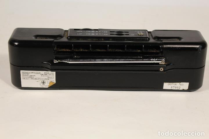Radios antiguas: radio transistor mw ukw stereo model 7094 - Foto 4