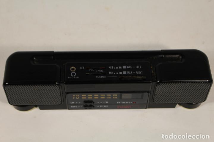 Radios antiguas: radio transistor mw ukw stereo model 7094 - Foto 6