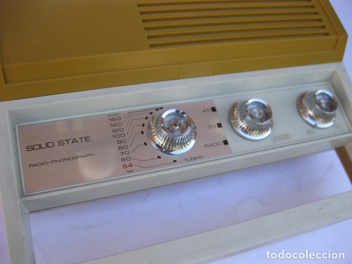 Radios antiguas: TOCADISCOS + RADIO - PICK UP - VINTAGE - PHILIPS - Foto 4