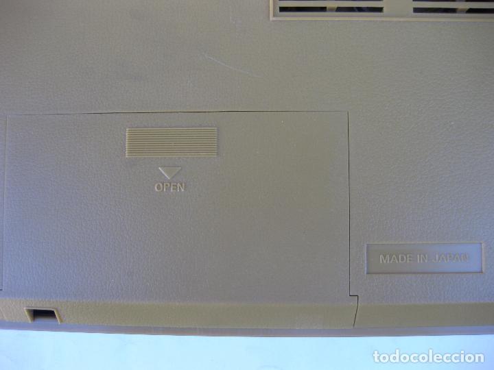 Radios antiguas: TOCADISCOS + RADIO - PICK UP - VINTAGE - PHILIPS - Foto 8