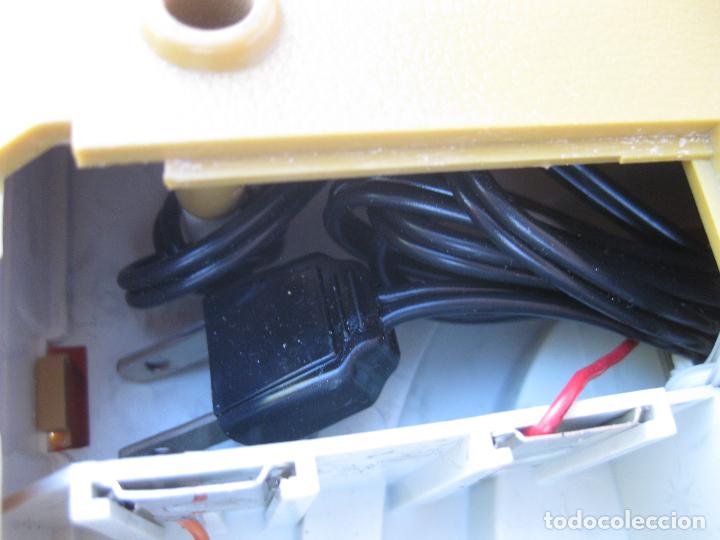 Radios antiguas: TOCADISCOS + RADIO - PICK UP - VINTAGE - PHILIPS - Foto 11