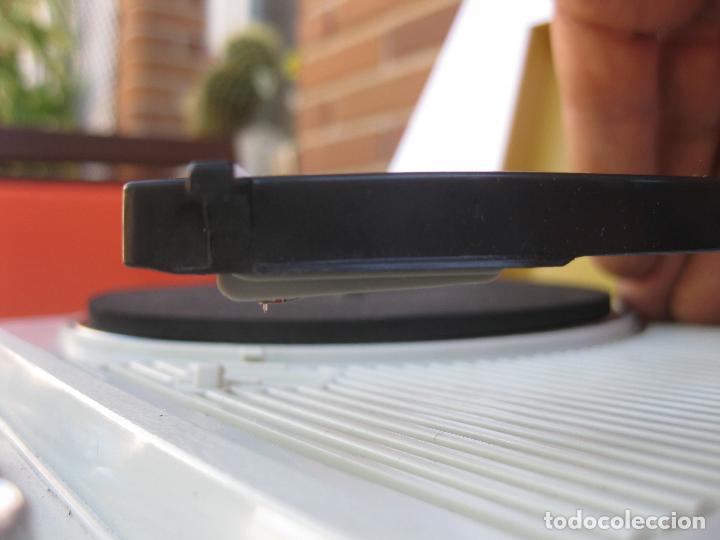Radios antiguas: TOCADISCOS + RADIO - PICK UP - VINTAGE - PHILIPS - Foto 18