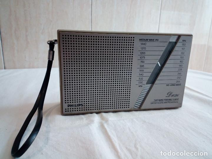 Radios antiguas: 10-ANTIGUA RADIO PHILIPS D1026, funciona. - Foto 1