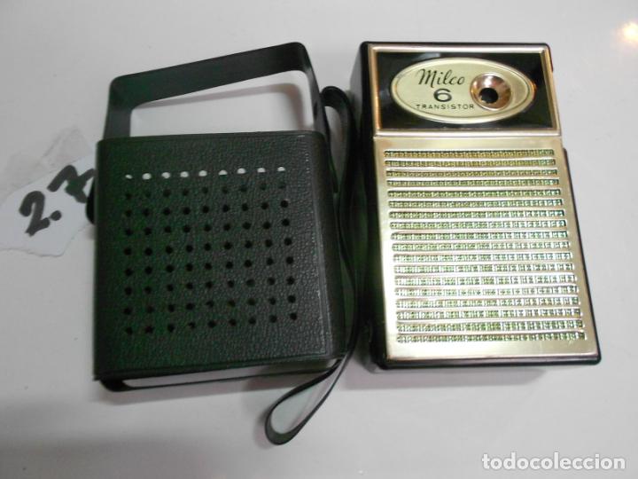 Radios antiguas: ANTIGUO TRANSISTOR MILCO EN BUEN ESTADO CON FUNDA - Foto 2