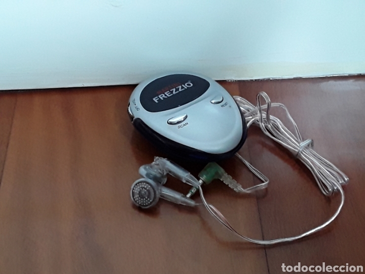 radio martini frezzio con cascos. Comprar Radios transistores y Pick