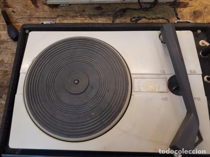 Radios antiguas: Tocadiscos Koniger Junior - Foto 14