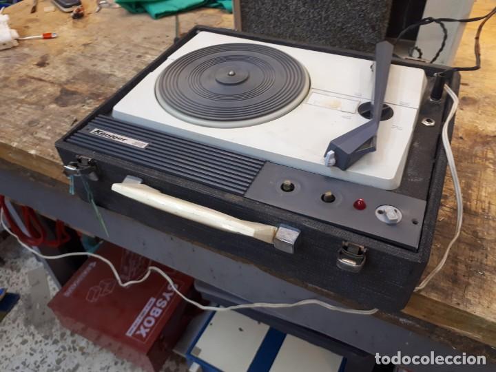 Radios antiguas: Tocadiscos Koniger Junior - Foto 19