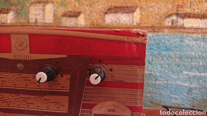 Radios antiguas: Radio Mahou de cartón vintage. - Foto 3 - 202075648